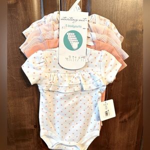 Set of 5 pink pattern short sleeve bodysuits